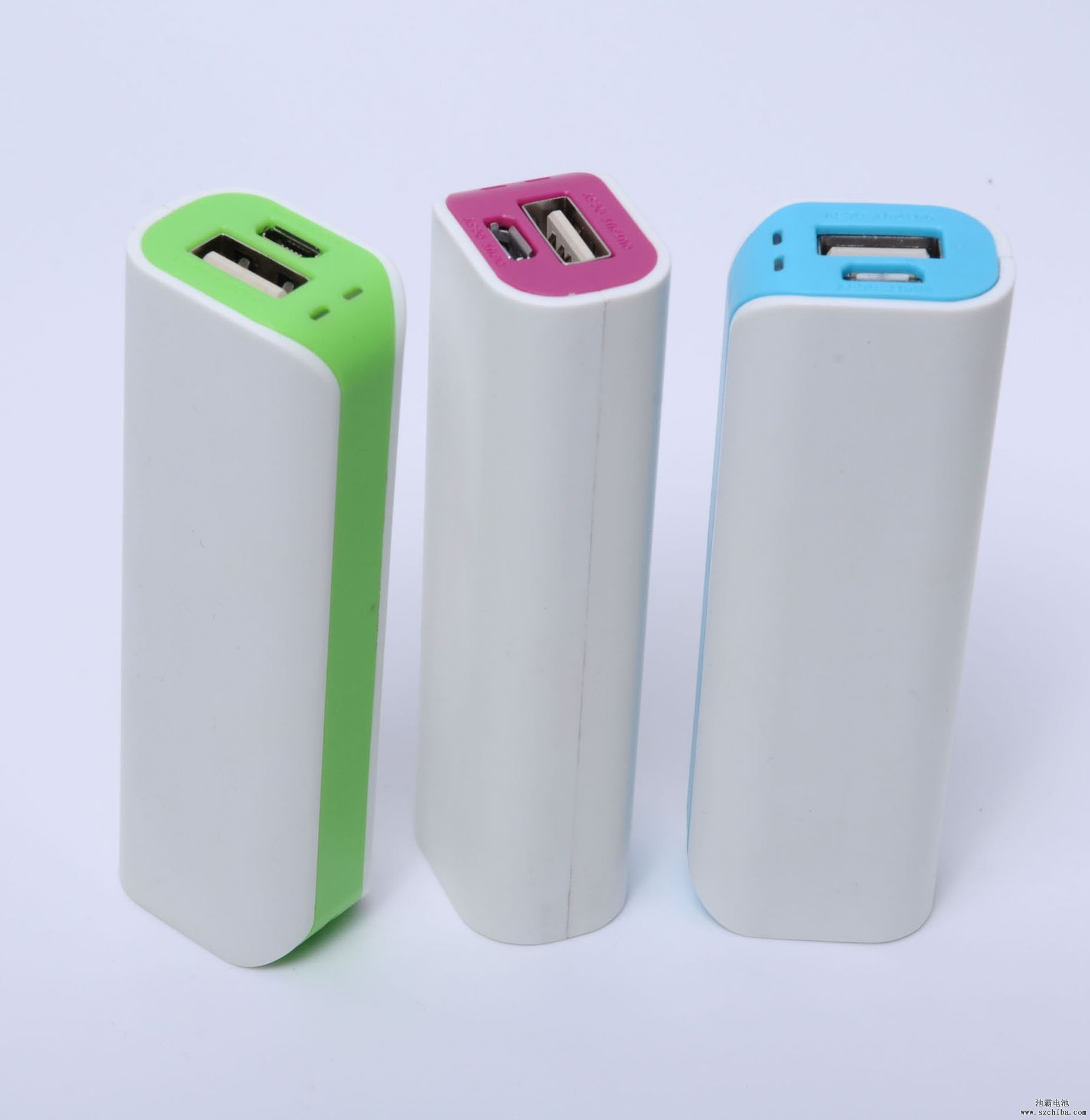 移動(dòng)電源2600mah